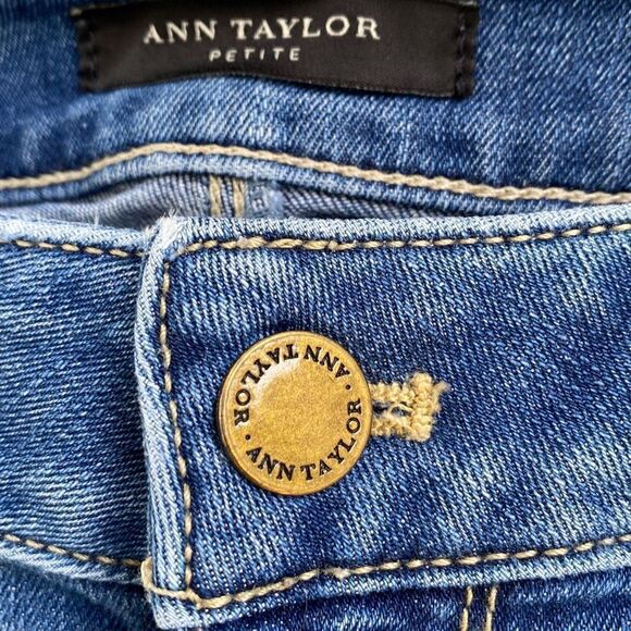 Ann Taylor Skinny Ankle Curvy Fit Jeans Blue Size 2P - Picture 5 of 10